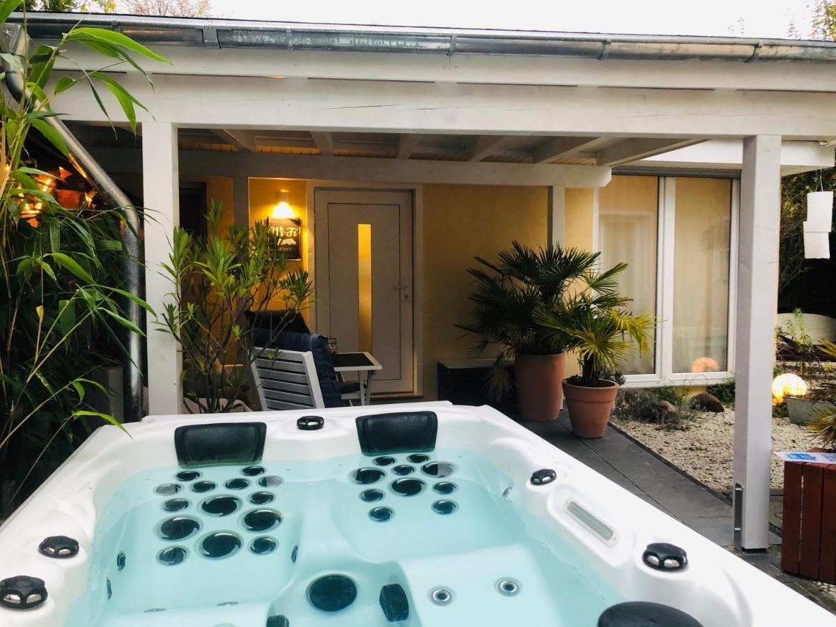 Apartment Tinyhouse Mit Pool, Outdoor Whirlpool Und Garten Petershagen-Eggersdorf Экстерьер фото