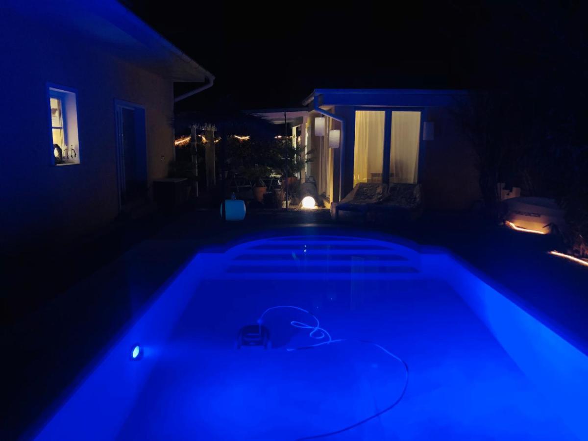 Apartment Tinyhouse Mit Pool, Outdoor Whirlpool Und Garten Petershagen-Eggersdorf Экстерьер фото