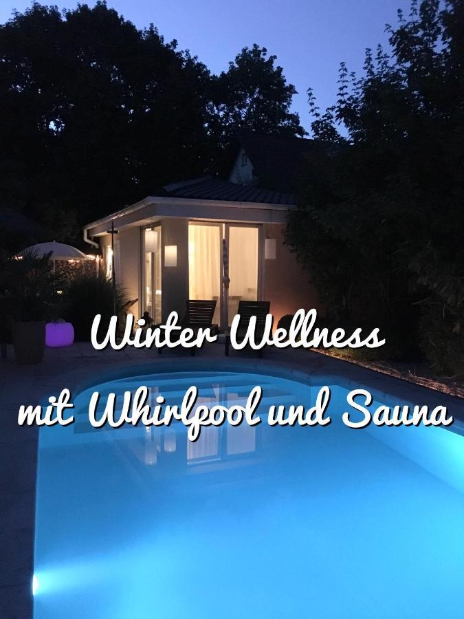 Apartment Tinyhouse Mit Pool, Outdoor Whirlpool Und Garten Petershagen-Eggersdorf Экстерьер фото