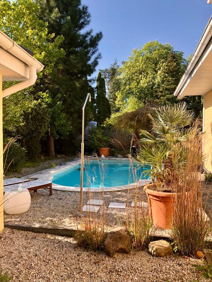 Apartment Tinyhouse Mit Pool, Outdoor Whirlpool Und Garten Petershagen-Eggersdorf Экстерьер фото