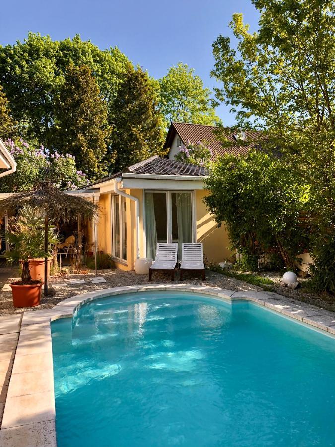Apartment Tinyhouse Mit Pool, Outdoor Whirlpool Und Garten Petershagen-Eggersdorf Экстерьер фото