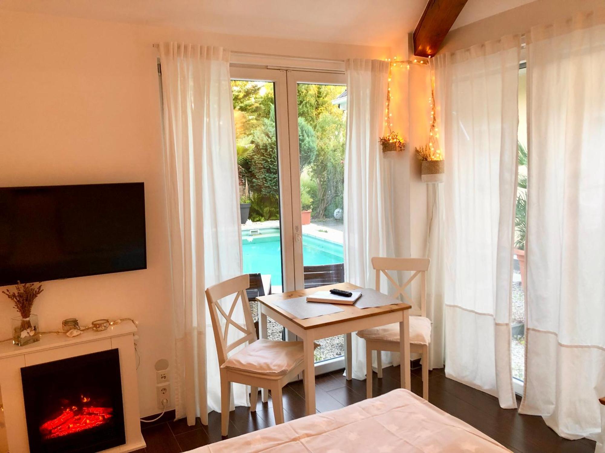 Apartment Tinyhouse Mit Pool, Outdoor Whirlpool Und Garten Petershagen-Eggersdorf Экстерьер фото
